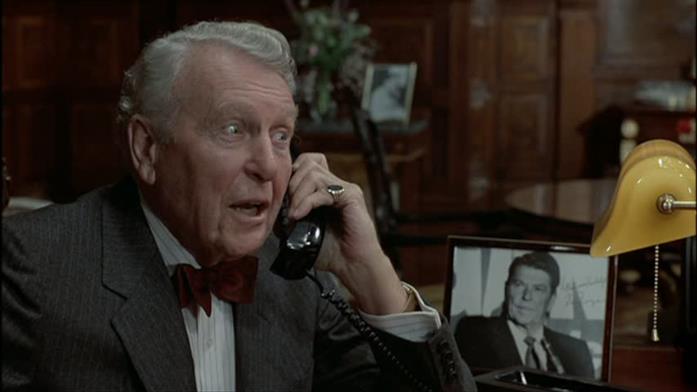 Ralph Bellamy interpreta Randolph Duke in Una poltrona per due Un'immagine di Ralph Bellamy in Una poltrona per due