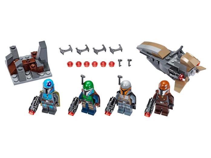 I set LEGO di The Mandalorian sono disponibili (e c'è anche il Bambino!) I quattro guerrieri mandaloriani e i loro accessori nel set LEGO