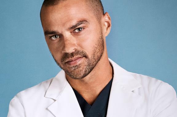 Jesse Williams lascia Grey's Anatomy: apparirà per l'ultima volta nell'episodio 17x15