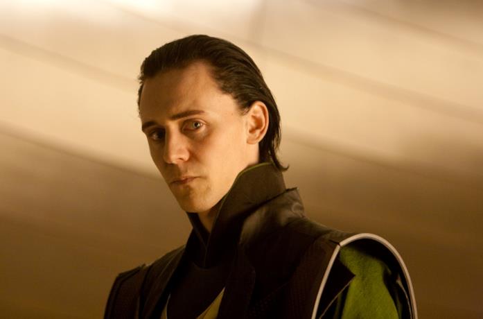 Tom Hiddleston interpreta Loki