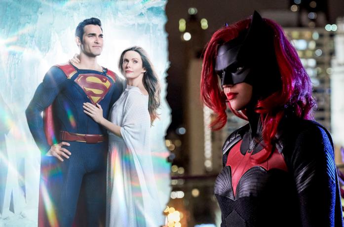 Superman e Lois (sinistra) e Batwoman (destra)