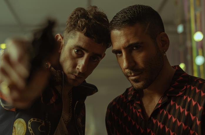 Sky Rojo: recensione della serie Netflix con Miguel Ángel Silvestre