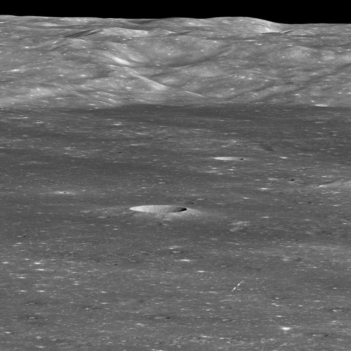 Chang'e 4 sul "lato oscuro della Luna" Una foto di Chang'e 4 sulla Luna, scattata dal Lunar Reconnaissance Orbiter della NASA
