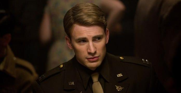 Steve Rogers è nato il 4 luglio Steve Rogers in divisa in una scena del primo Captain America