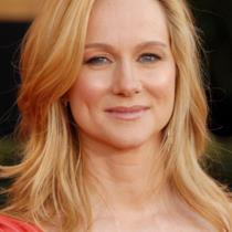 Laura Linney