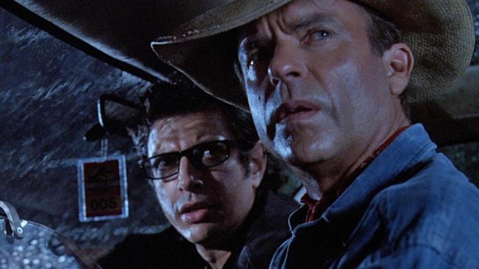 Sam Neill potrebbe tornare in Jurassic World: Il Regno Distrutto Jeff Goldblum e Sam Neill in una scena di Jurassic Park