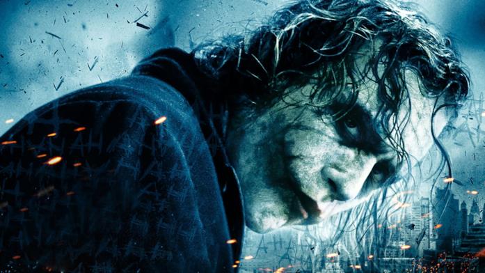 Fu un Joker diverso dal classico, ispirato anche dal Corvo di Brandon Lee Un poster de Il cavaliere oscuro dedicato aJoker