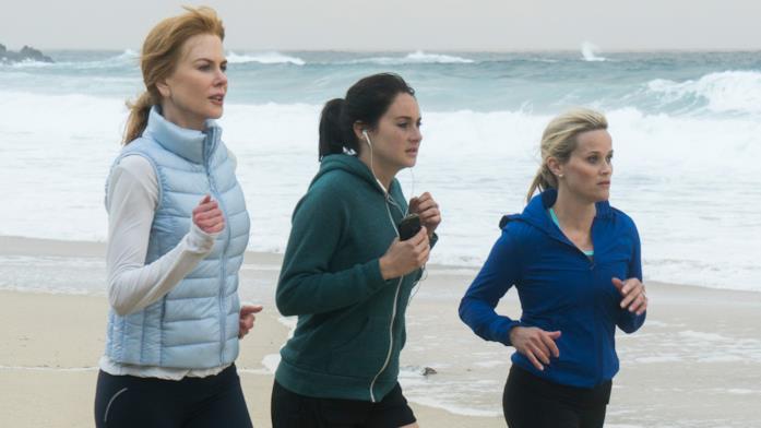 Big Little Lies Celeste, Jane e Madeline corrono sulla spiaggia