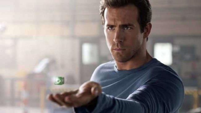 Ryan Reynolds nei panni di Hal Jordan in Lanterna Verde