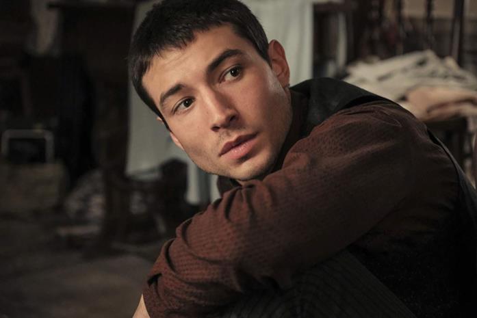 Ezra Miller è Credence in Animali Fantastici L'attore Ezra Miller