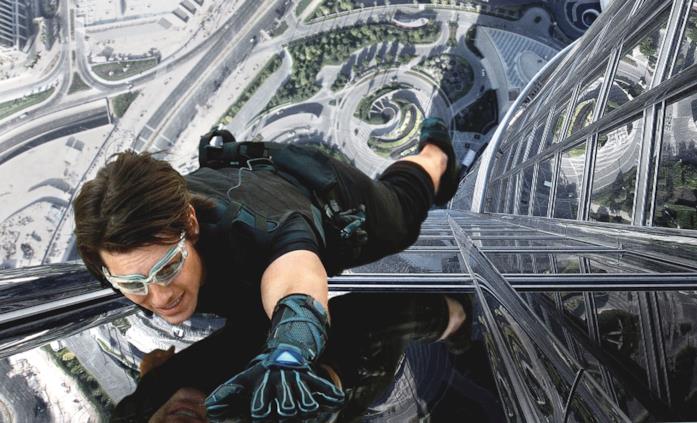 Tom Cruise ha scalato alcuni piani del Burj Khalifa in Mission: Impossibile - Protocollo fantasma Un'immagine del film Mission: Impossible - Protocollo fantasma