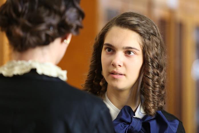 Chiara Bono è Lilia Segre nel film Figli del Destino Una scena di Figli del Destino con Chiara Bono