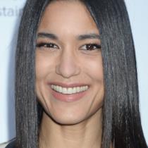 Julia Jones