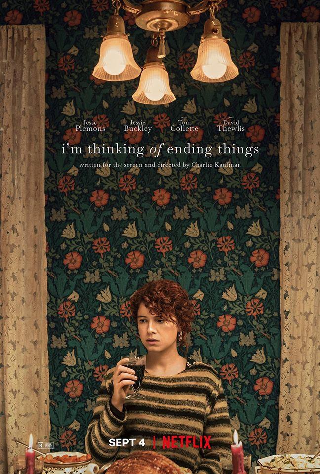 Sto pensando di finirla qui, trailer e poster La protagonista di Sto pensando di finirla qui beve un bicchiere di vino