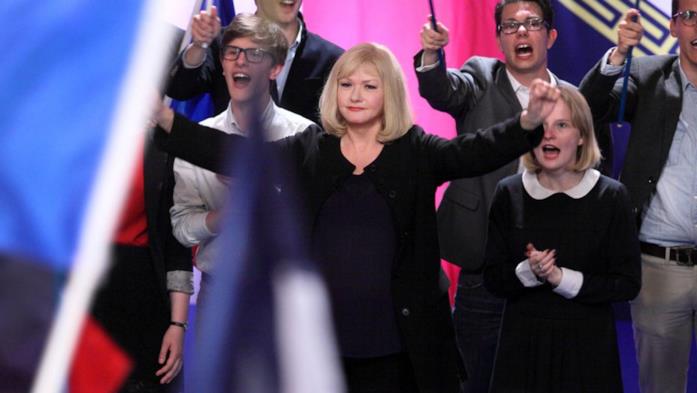 A Casa Nostra, le recensione del film su Marine Le Pen A Casa Nostra, la recensione del film sul Fronte Nazionale