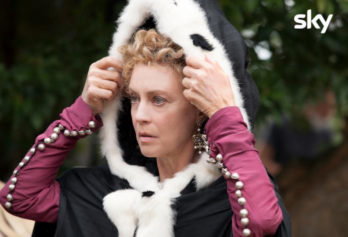 Anna d'Austria la regina Anna si toglie il cappuccio