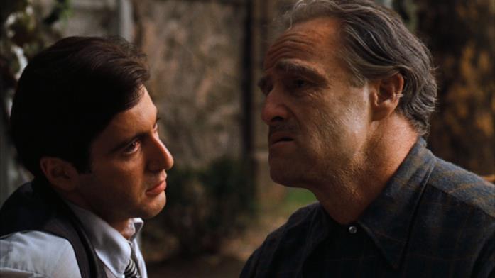Il padrino, il papà Marlon Brando Marlon Brando e al Pacino in una scena del film