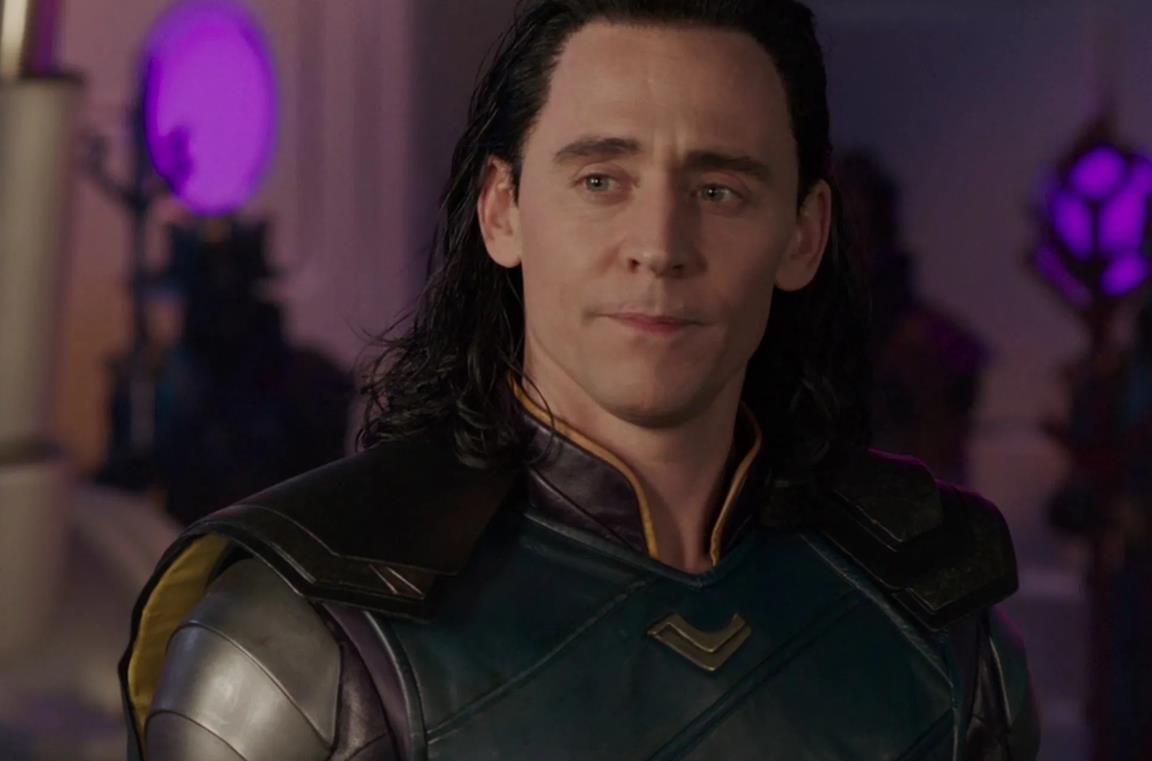Tom Hiddleston nel ruolo di Loki
