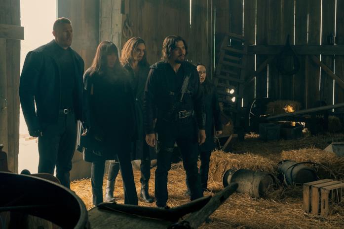 Umbrella Academy 2 cosa succede nel finale Umbrella Academy 2 lo scontro finale