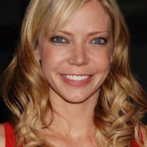 Riki Lindhome