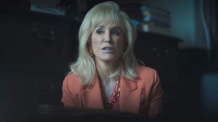 Felicity Huffman nel ruolo di Linda Fairstein in When They See Us Una scena di When They See Us con Felicty Huffman che interpreta Linda Fairstein
