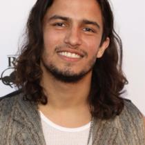 Aramis Knight