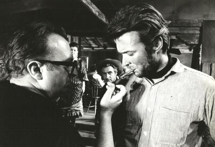Sergio Leone, mito immortale del cinema Sergio Leone e Clint Eastwood sul set di Per qualche dollaro in più