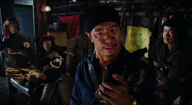 La Flaming Dragon Gang La Flaming Dragon Gang di Tropic Thunder