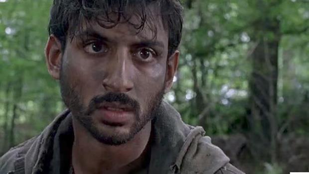Siddiq in una scena di The Walking Dead Siddiq, uno dei nuovi personaggi di The Walking Dead