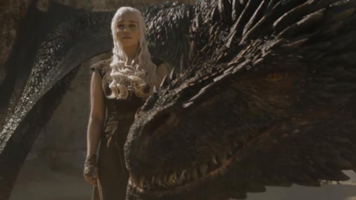 Daenerys e Drogon Un'immagine da Game of Thrones