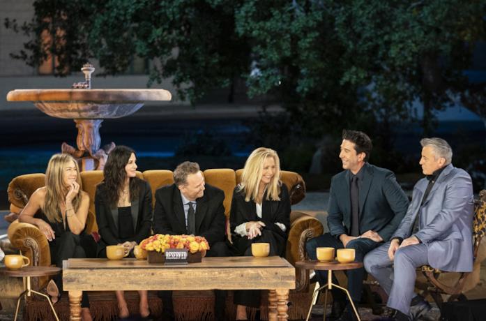Il cast di Friends in un'immagine della reunion