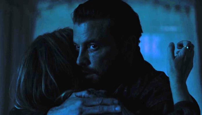 La citazione a Scream nell'episodio 3x06 di Riverdale Una scena di Riverdale 3x06 che omaggia Scream