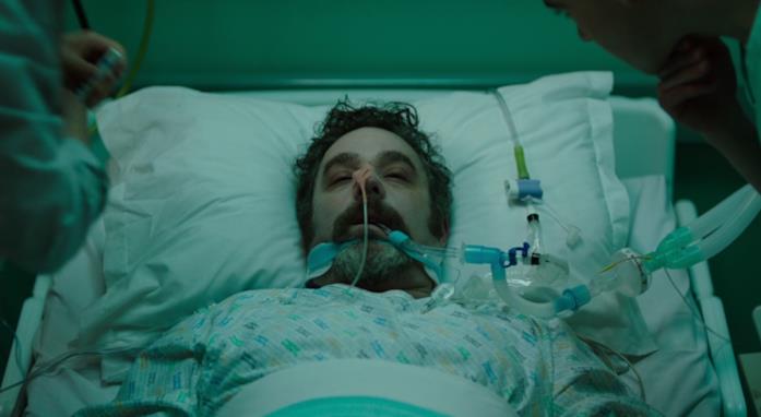 Andy Nyman nel ruolo di Philip Goodman Philip Goodman in stato semi-comatoso in ospedale