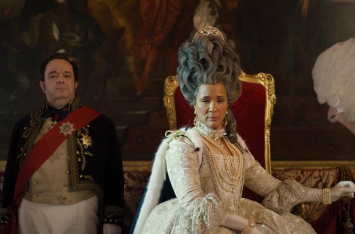 La Regina Charlotte in una scena di Bridgerton