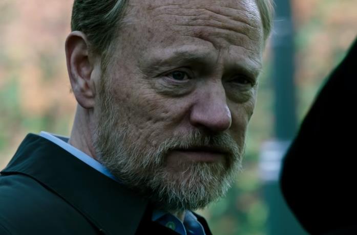 Primo piano di Jared Harris nel primo trailer di Morbius