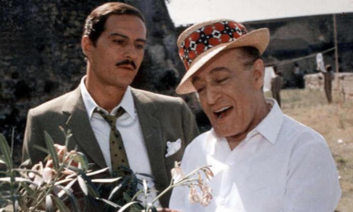 Operazione San Gennaro, la Napoli vista da Dino Risi nel film del 1966 Nino Manfredi e Totò in una scena del film