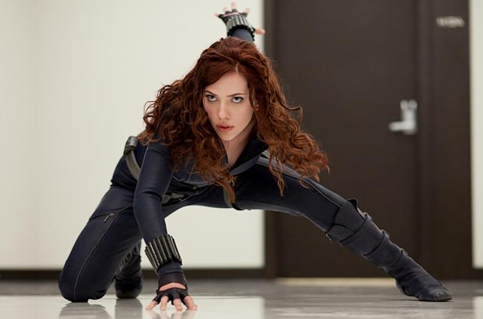 Scarlett Johansson in una scena di Iron Man 2