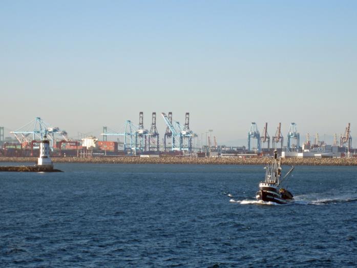 Il porto di San Pedro, visto in Fast and Furious L'area portuale di San Pedro, visto in Fast and Furious