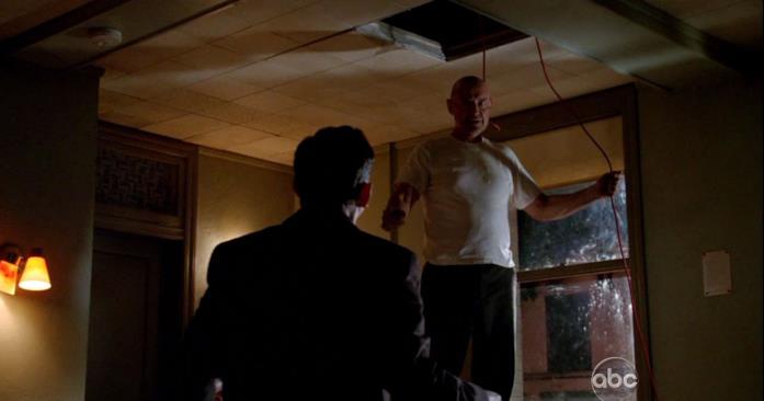 Il tentato suicidio di Locke John Locke nell'episodio di Lost in cui muore