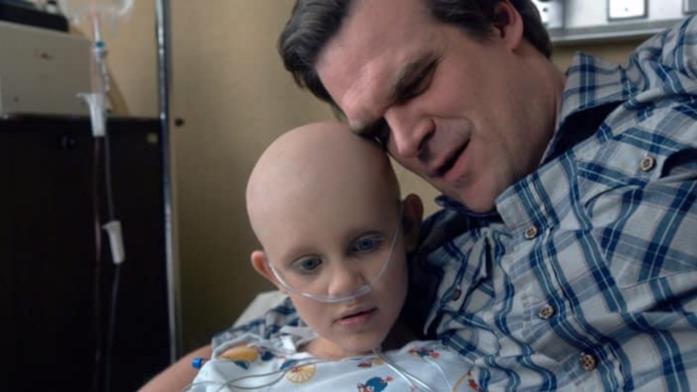 Da Sara Hopper a Barbara: tutte le morti di Stranger Things Il flashback di Stranger Things dedicato a Sara Hopper