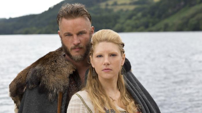 Ragnar Lodbrok e Lagertha erano i protagonisti principali di Vikings Primo piano di Katheryn Winnick e Travis Fimmel in Vikings