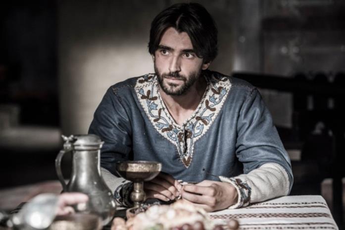 Aitor Luna: tutto quello che sappiamo di lui Aitor Luna ne La Cattedrale del Mare