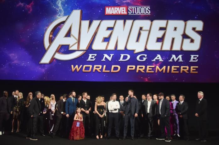 I registi e i protagonisti di Avengers: Endgame alla première mondiale del film a Los Angeles I registi e il cast di Avengers: Endgame alla world première del film a Los Angeles