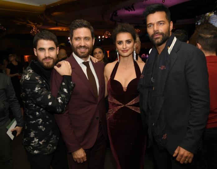 Darren Criss, Edgar Ramirez, Penelope Cruz e Ricky Martin sul red carpet della premiere di American Crime Story 