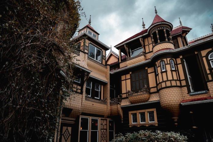Uno scorcio della Winchester Mystery House