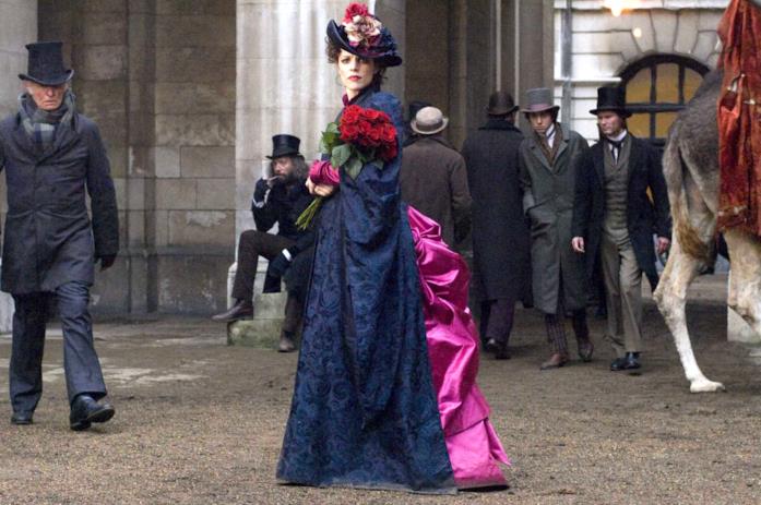 Irene Adler Rachel McAdams è Irene Adler