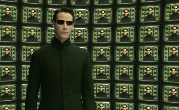 Un primo piano di Keanu Reeves
