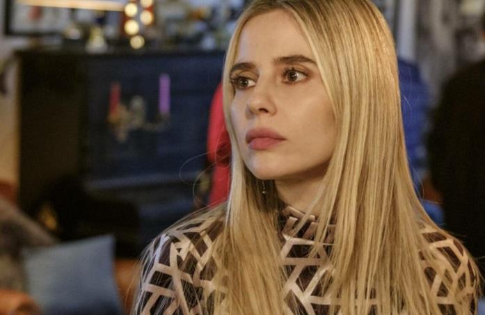 Mina Settembre: conosciamo meglio cast e personaggi Valentina D'Agostino in Mina Settembre