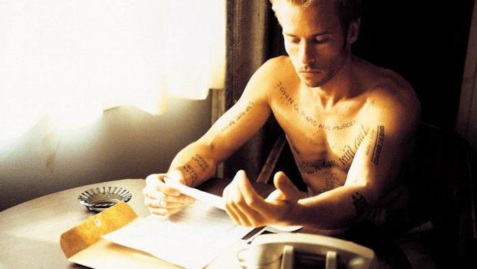 Memento Una scena di Memento