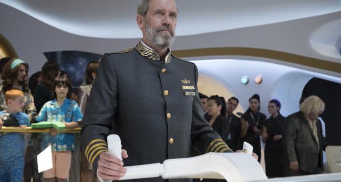 Hugh Laurie è il capitano Clark in Avenue 5 Hugh Laurie pilota la Avenue 5